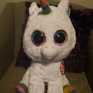 Giant Ty unicorn